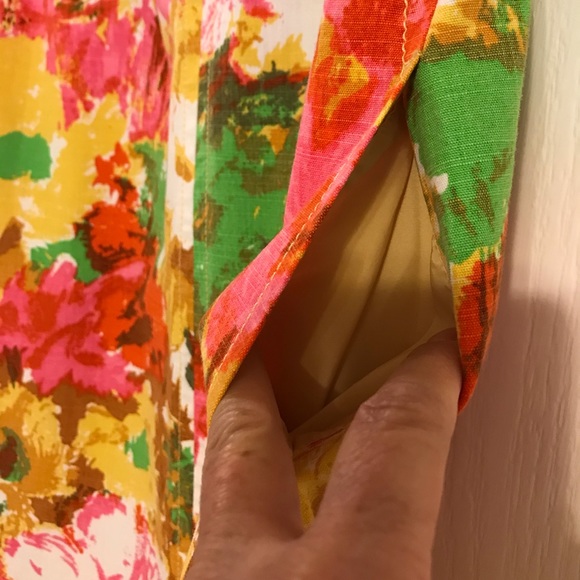 Talbots Sleeveless Dress. Vibrant, Colorful Floral Print, Women’s Size 8P - Picture 5 of 15